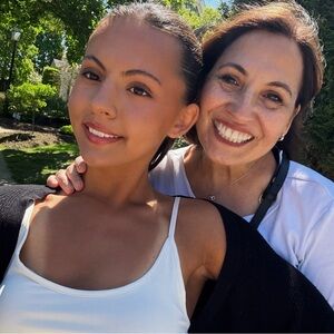 Meet your Posher, Chloe